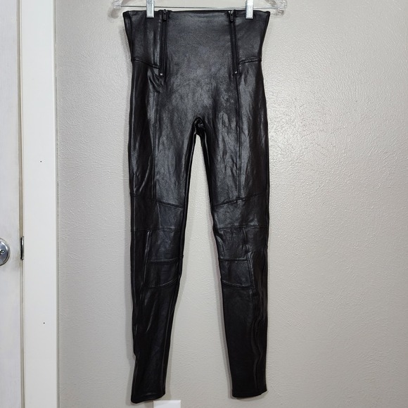 SPANX Pants - SPANX- Faux Leather Hip-Zip Leggings Black Size Large Pants Front Zip